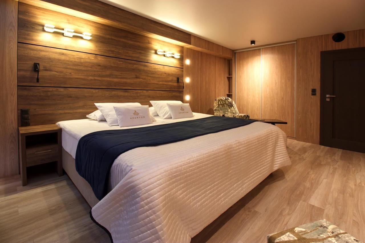 Aparton Hotel *